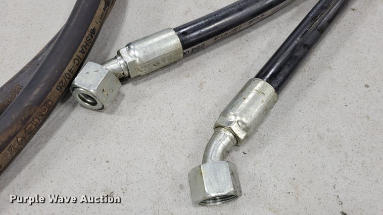 image for item LY9964 Approximately 15 hydraulic hoses
