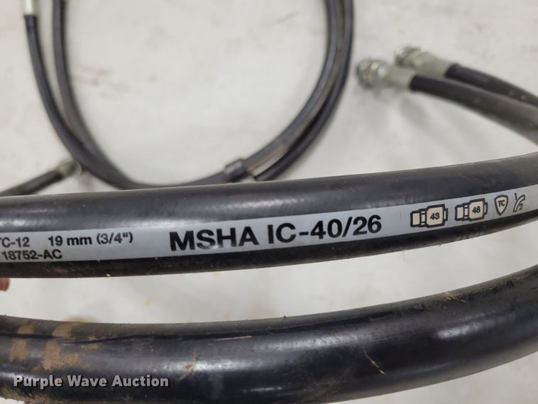 image for item LY9964 Approximately 15 hydraulic hoses