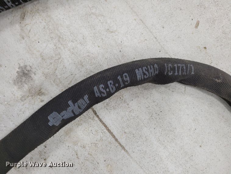 image for item LY9964 Approximately 15 hydraulic hoses