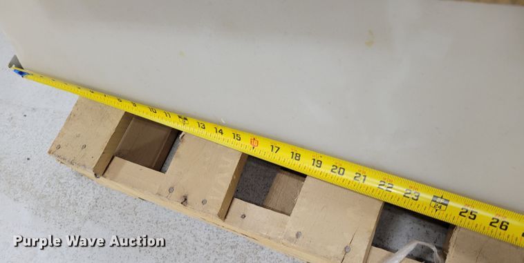 image for item LY9965 Skid steer water tank