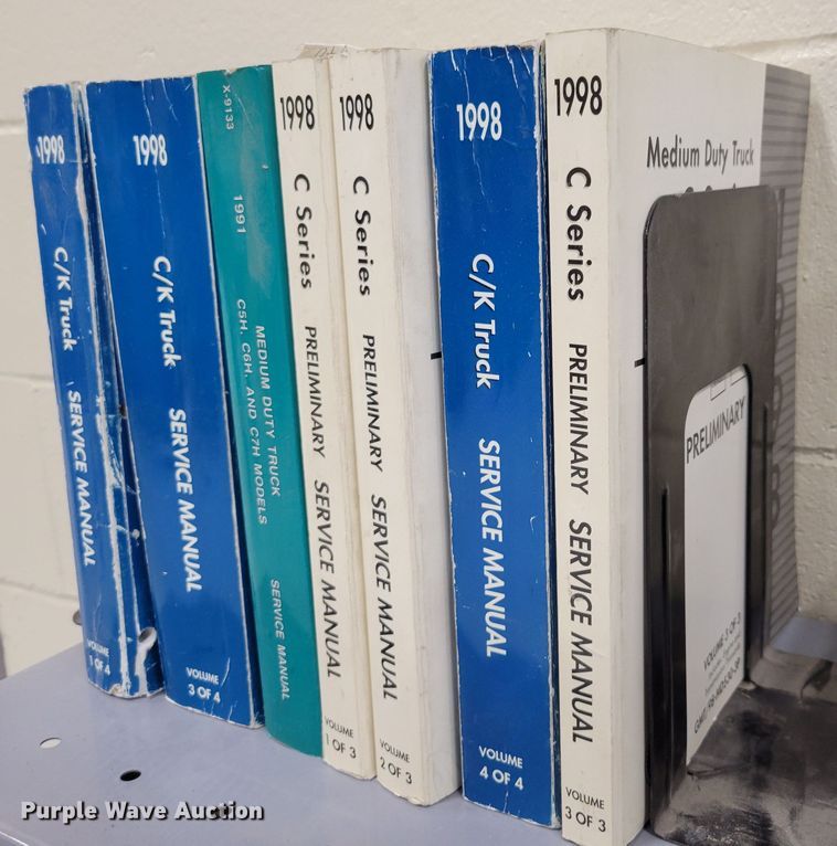 image for item LY9966 (7) Chevrolet manuals