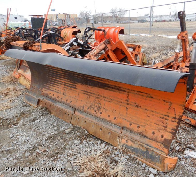 image for item LY9974 120" W snow plow
