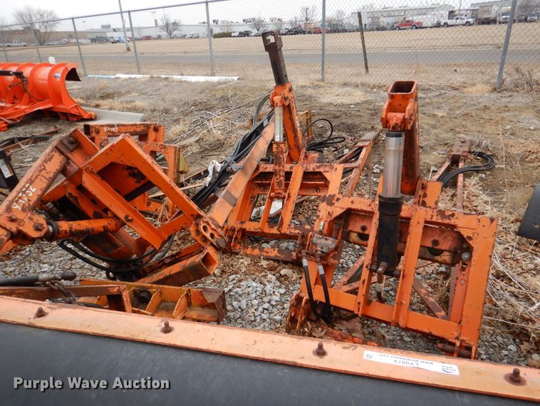 image for item LY9974 120" W snow plow