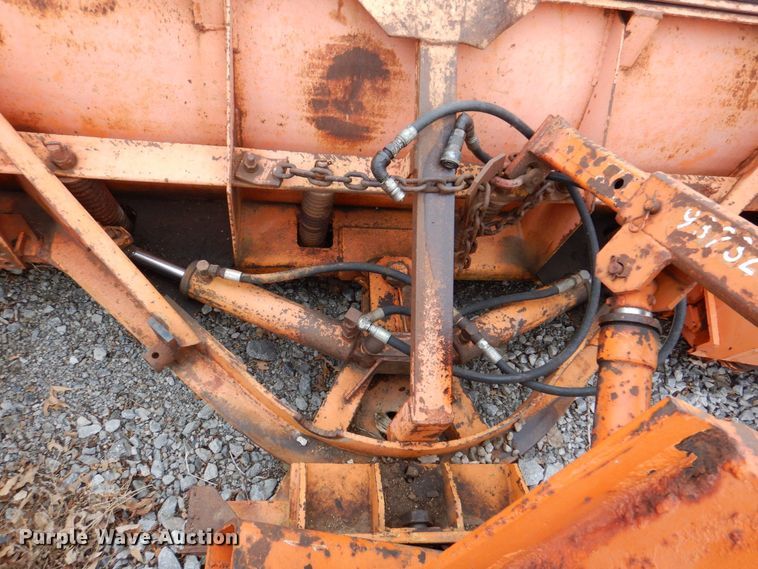 image for item LY9974 120" W snow plow