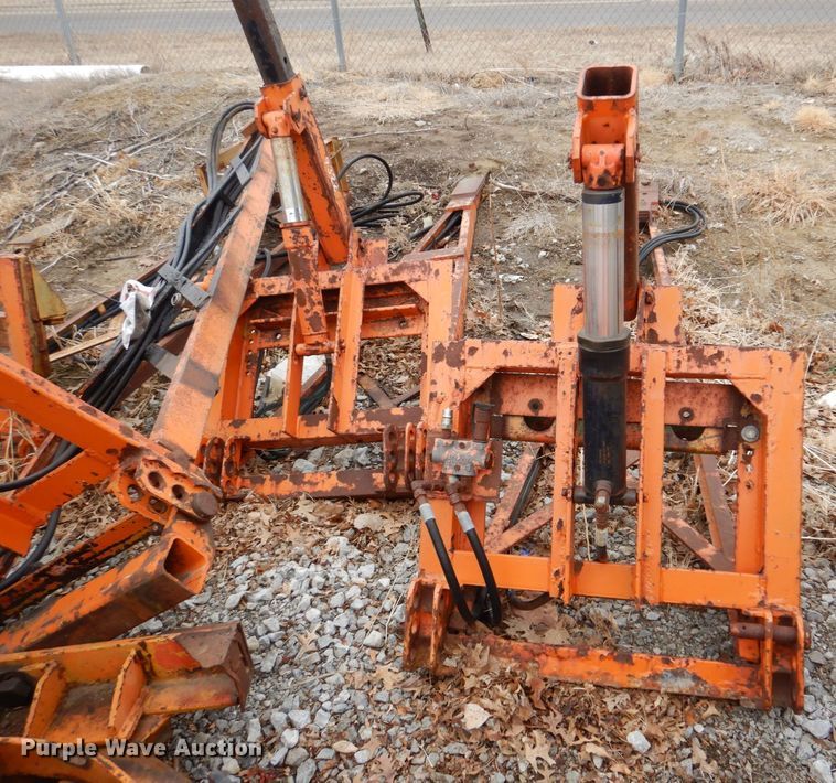 image for item LY9974 120" W snow plow