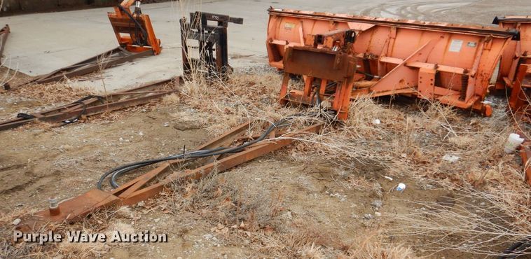 image for item LY9975 Flink PR459S  120" W snow plow