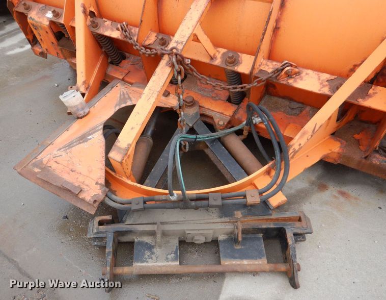 image for item LY9978 Monroe  120" W snow plow