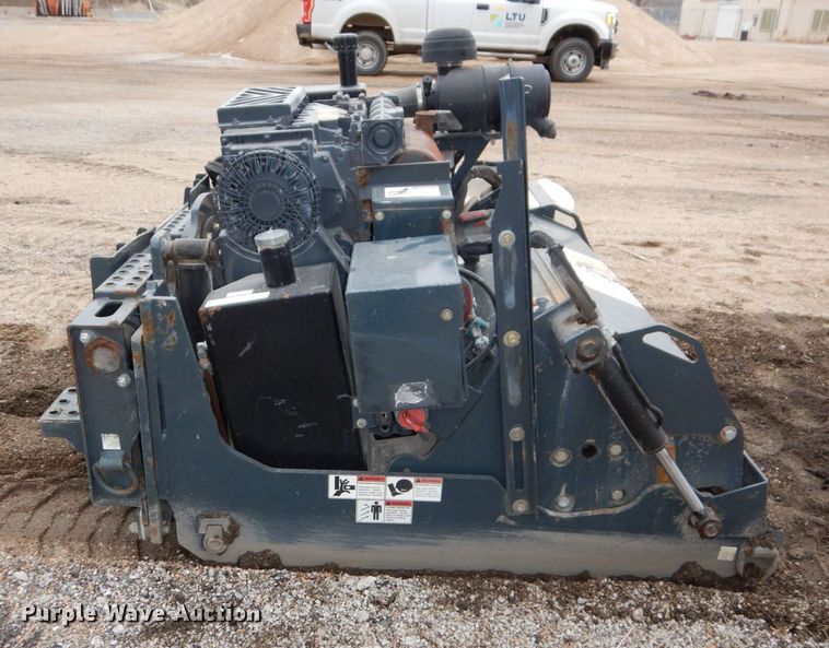 image for item LY9983 Roadhog RH4060-W  skid steer milling machine