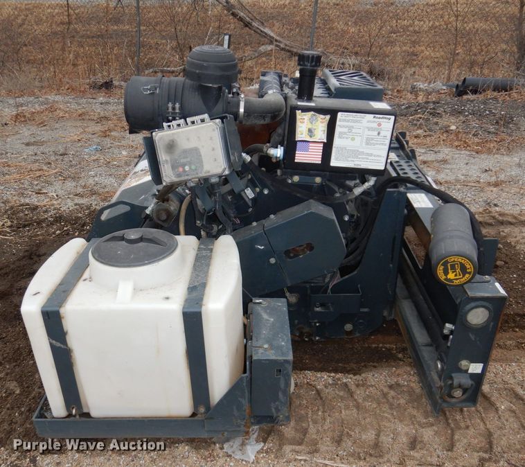 image for item LY9983 Roadhog RH4060-W  skid steer milling machine