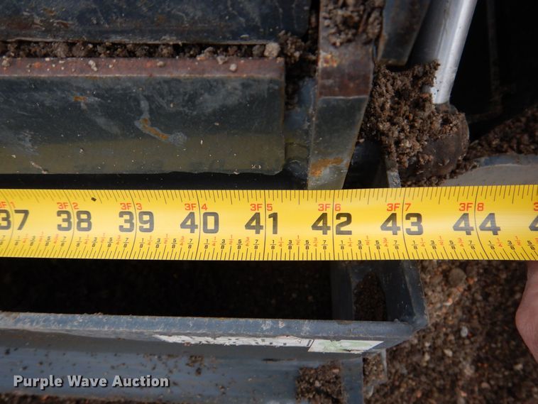 image for item LY9983 Roadhog RH4060-W  skid steer milling machine