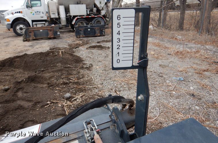 image for item LY9983 Roadhog RH4060-W  skid steer milling machine