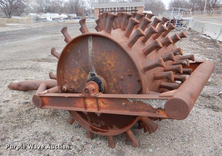 image for item LY9985 BMCO S112  sheepsfoot roller