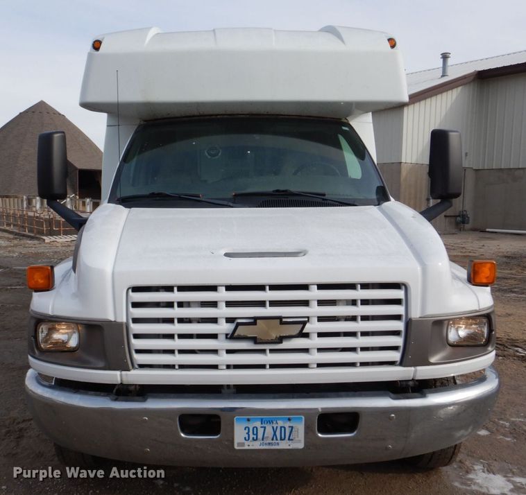 image for item MC9789 2009 Chevrolet C5500  prisoner transport shuttle bus