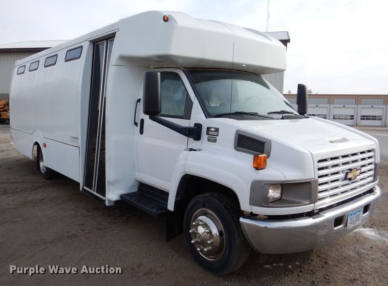 image for item MC9789 2009 Chevrolet C5500  prisoner transport shuttle bus