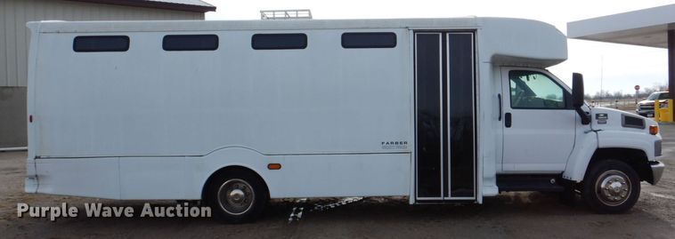 image for item MC9789 2009 Chevrolet C5500  prisoner transport shuttle bus