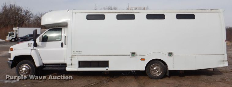 image for item MC9789 2009 Chevrolet C5500  prisoner transport shuttle bus