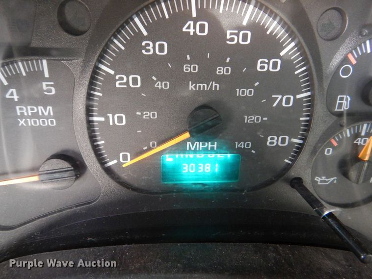 image for item MC9789 2009 Chevrolet C5500  prisoner transport shuttle bus