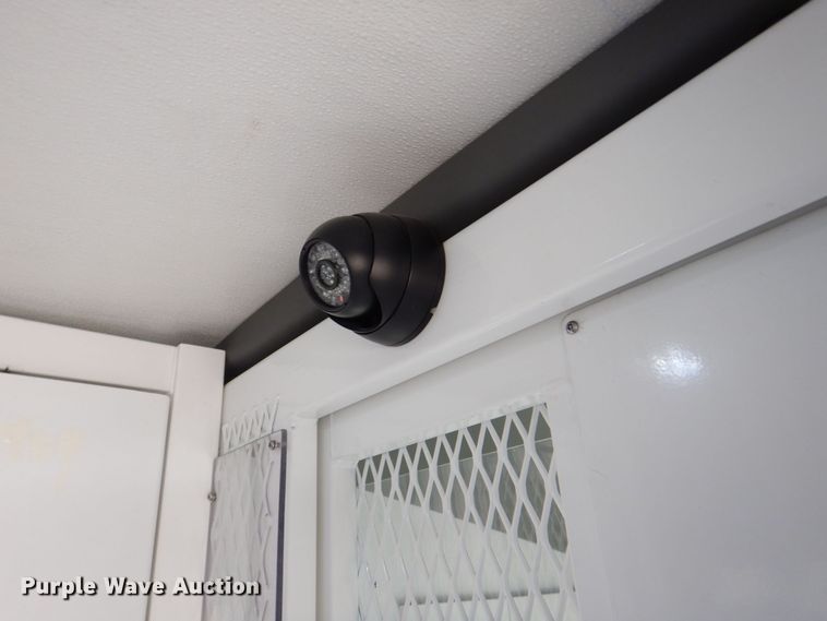 image for item MC9789 2009 Chevrolet C5500  prisoner transport shuttle bus