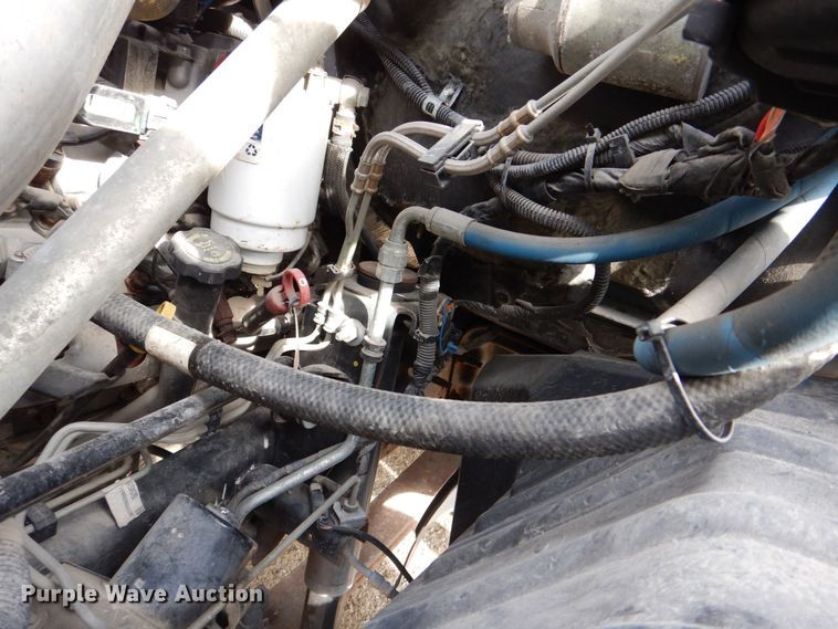 image for item MC9789 2009 Chevrolet C5500  prisoner transport shuttle bus