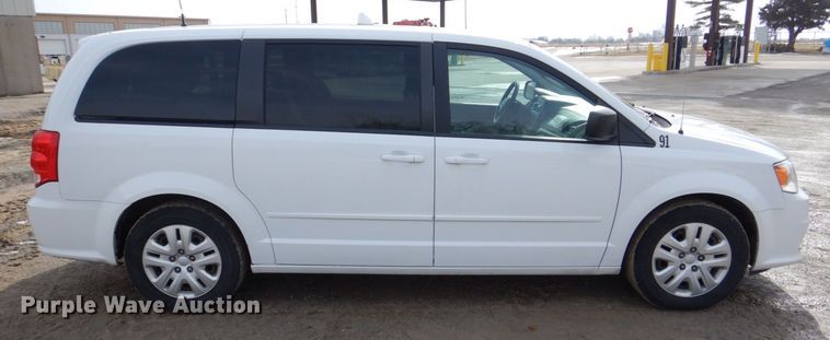 image for item MC9790 2016 Dodge Grand Caravan SE  van