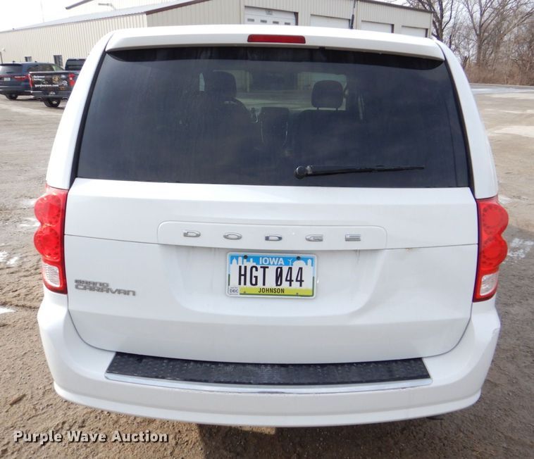 image for item MC9790 2016 Dodge Grand Caravan SE  van