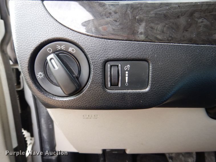 image for item MC9790 2016 Dodge Grand Caravan SE  van