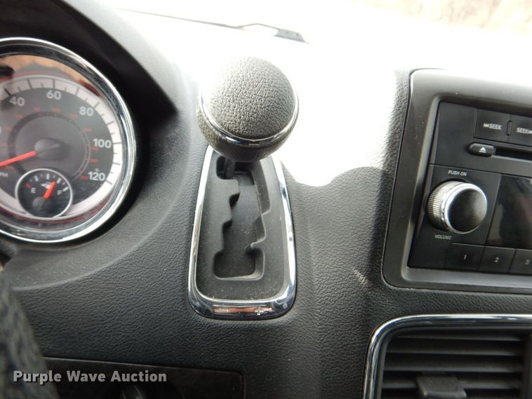 image for item MC9790 2016 Dodge Grand Caravan SE  van