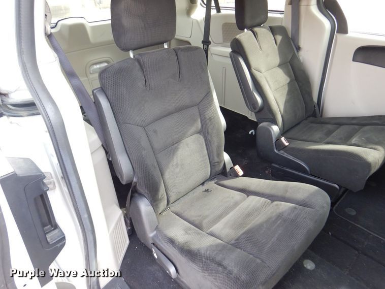 image for item MC9790 2016 Dodge Grand Caravan SE  van