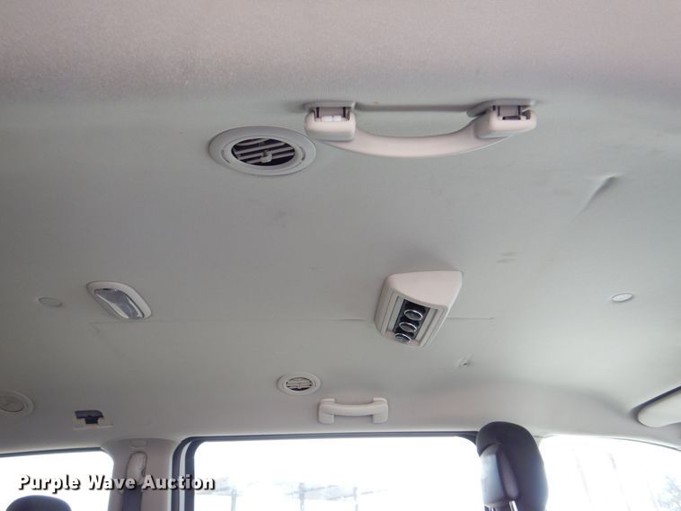 image for item MC9790 2016 Dodge Grand Caravan SE  van