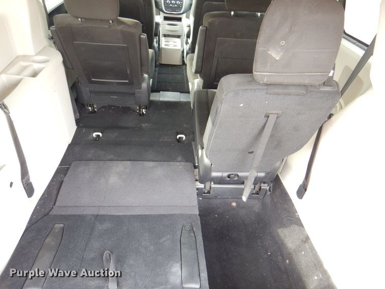 image for item MC9790 2016 Dodge Grand Caravan SE  van