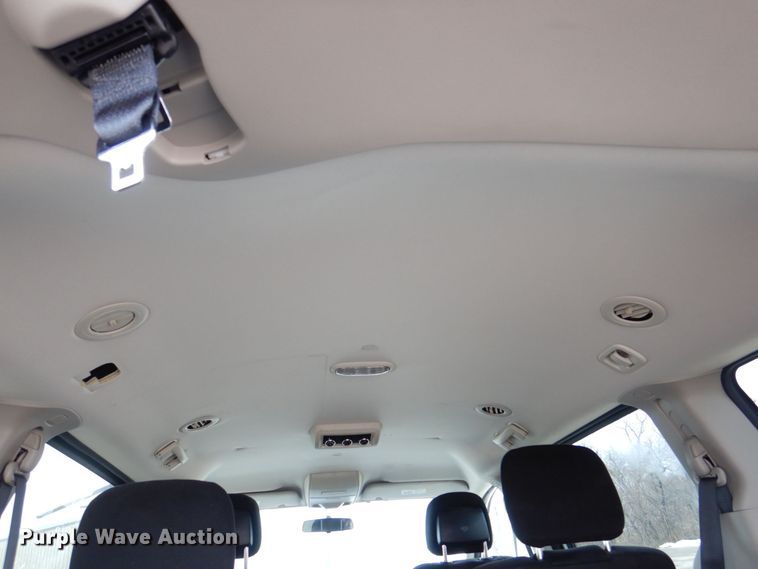 image for item MC9790 2016 Dodge Grand Caravan SE  van