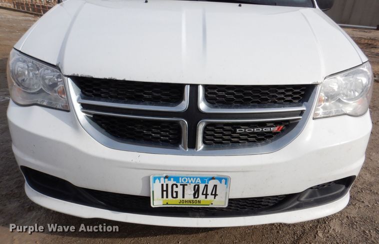 image for item MC9790 2016 Dodge Grand Caravan SE  van