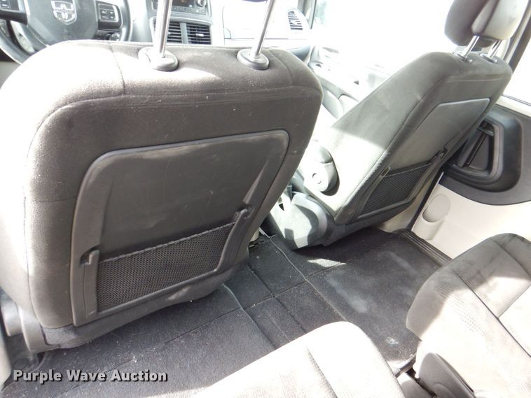 image for item MC9790 2016 Dodge Grand Caravan SE  van