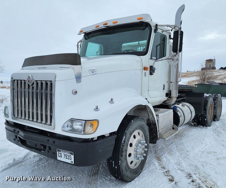 image for item ME9670 2015 International 5900i  semi truck