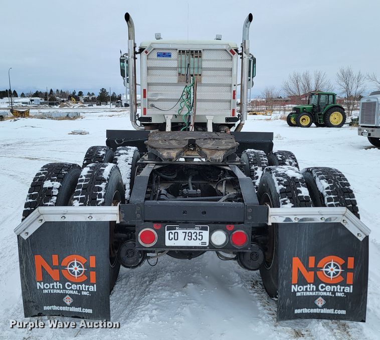 image for item ME9670 2015 International 5900i  semi truck