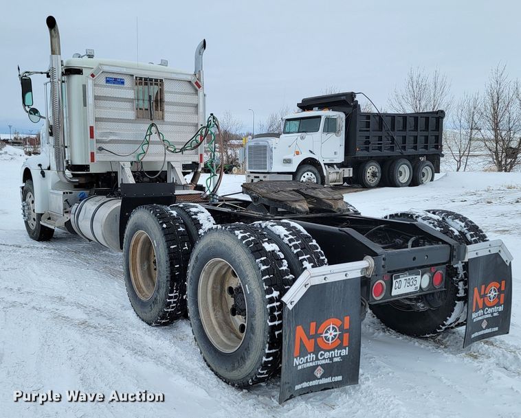 image for item ME9670 2015 International 5900i  semi truck