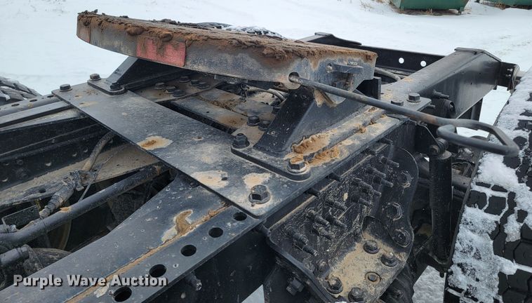 image for item ME9670 2015 International 5900i  semi truck