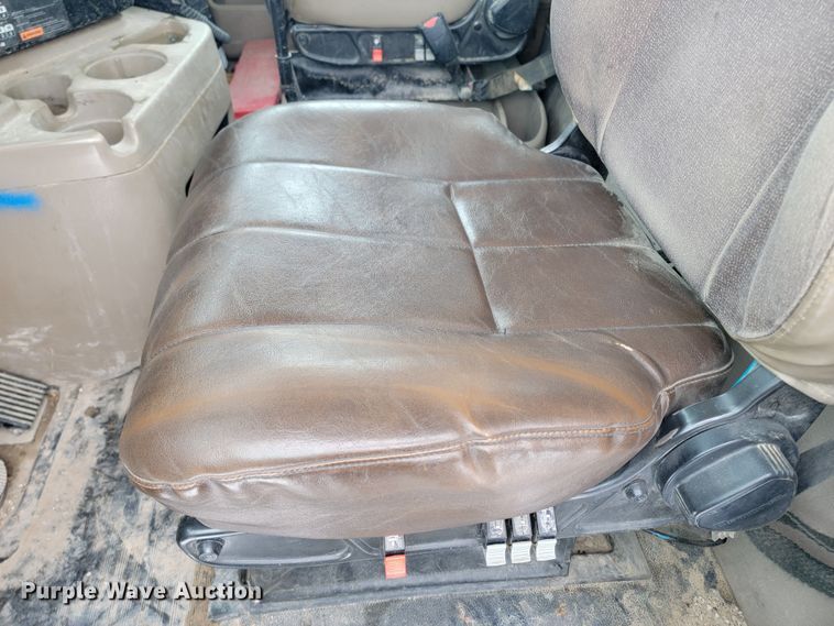 image for item ME9670 2015 International 5900i  semi truck