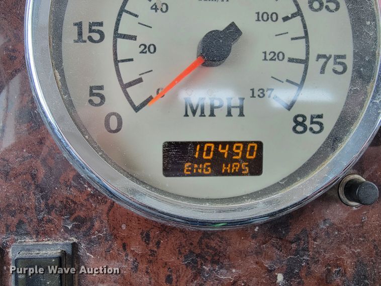 image for item ME9670 2015 International 5900i  semi truck