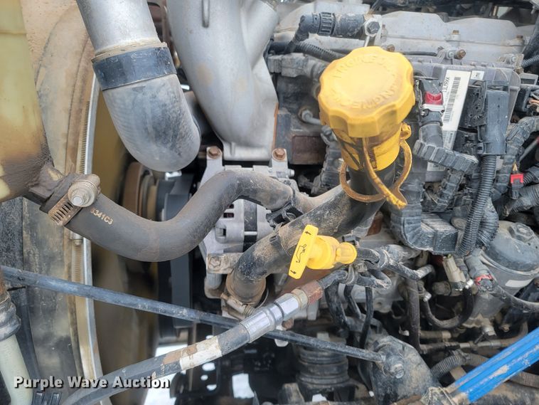 image for item ME9670 2015 International 5900i  semi truck