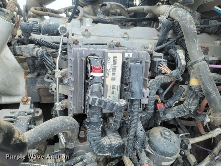 image for item ME9670 2015 International 5900i  semi truck