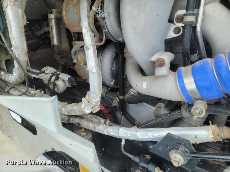 image for item ME9670 2015 International 5900i  semi truck