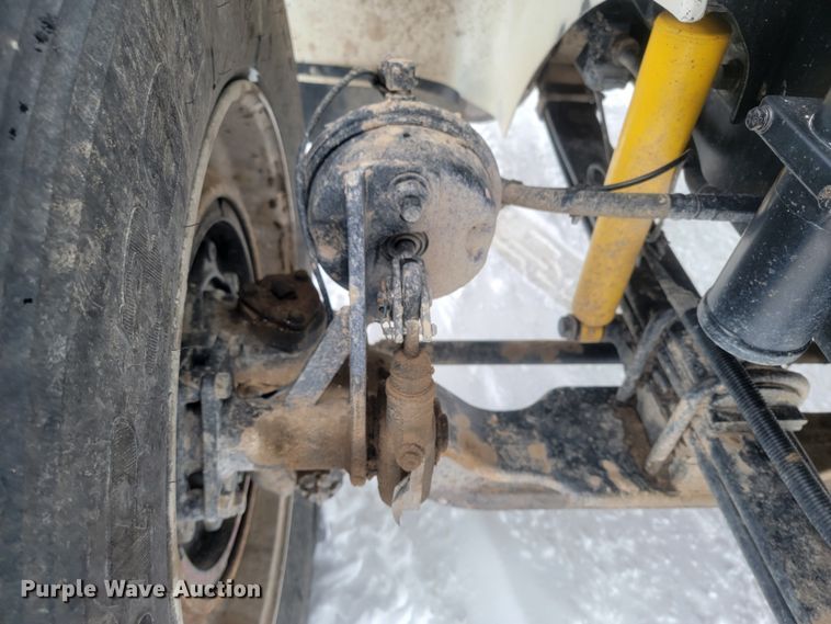 image for item ME9670 2015 International 5900i  semi truck