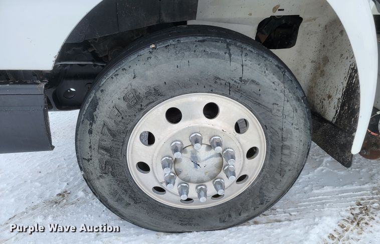 image for item ME9670 2015 International 5900i  semi truck