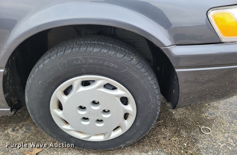 image for item MH9687 1998 Toyota Camry LE