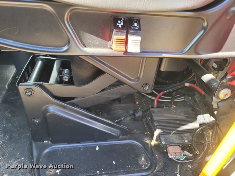 image for item MH9732 2014 International TerraStar  ambulance