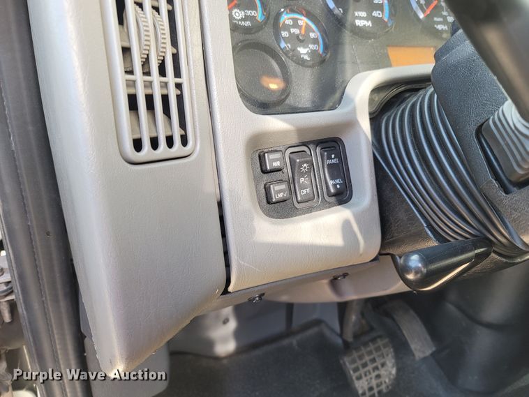 image for item MH9732 2014 International TerraStar  ambulance