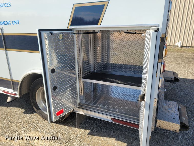 image for item MH9732 2014 International TerraStar  ambulance