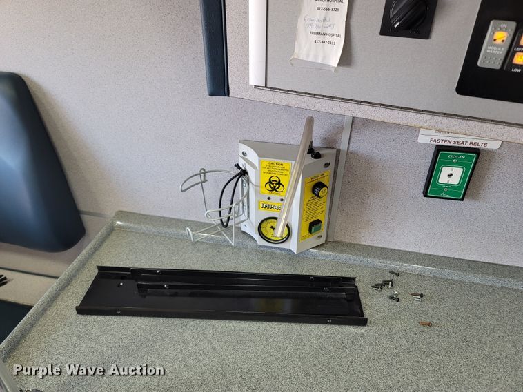 image for item MH9732 2014 International TerraStar  ambulance