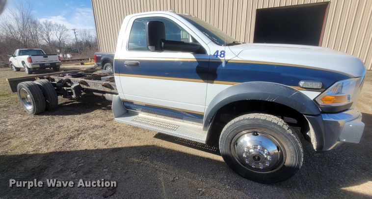 image for item MH9733 2011 Dodge Ram 4500  truck cab and chassis